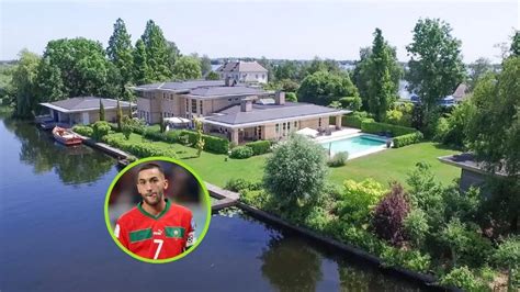 Hakim Ziyech zet villa te koop en geeft een kijkje van binnen .